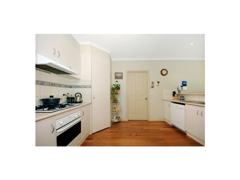 143 Fischer Street, Torquay VIC 3228