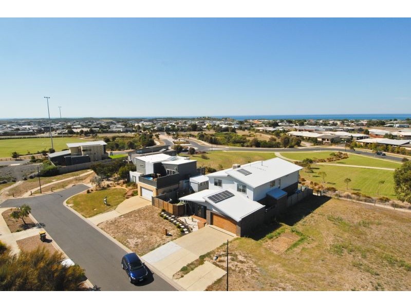 10 Seaward Way, Torquay VIC 3228