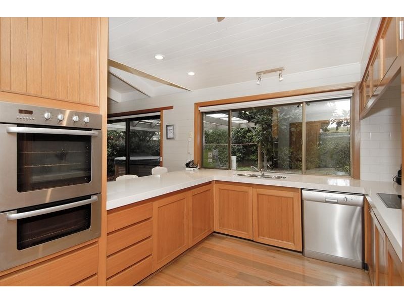 9 Miranda Close, Torquay VIC 3228