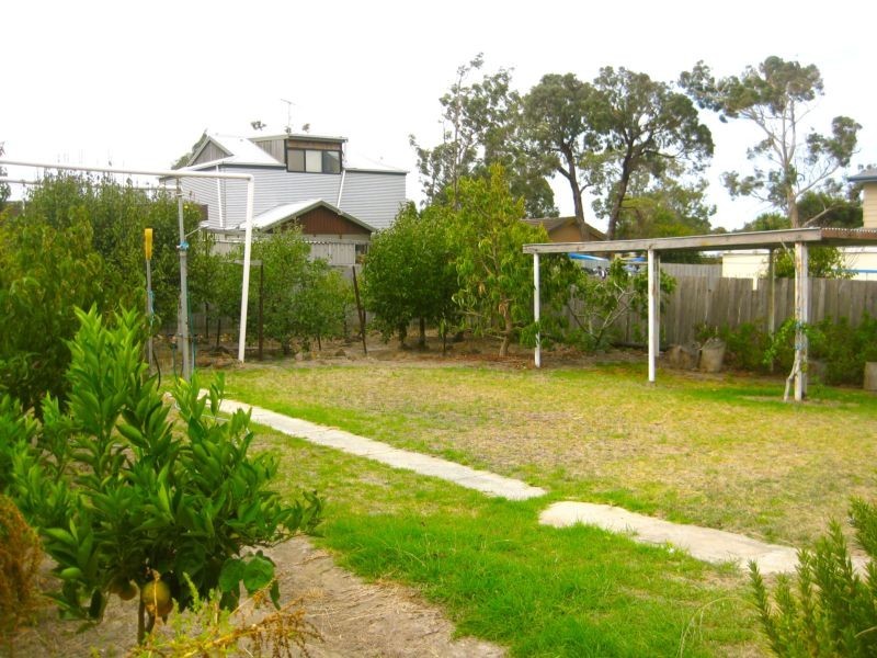 12 Grandview Road, Torquay VIC 3228