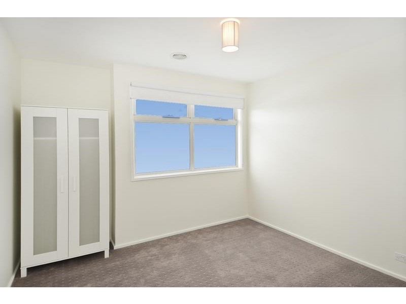 2/19 Henty Street, Torquay VIC 3228