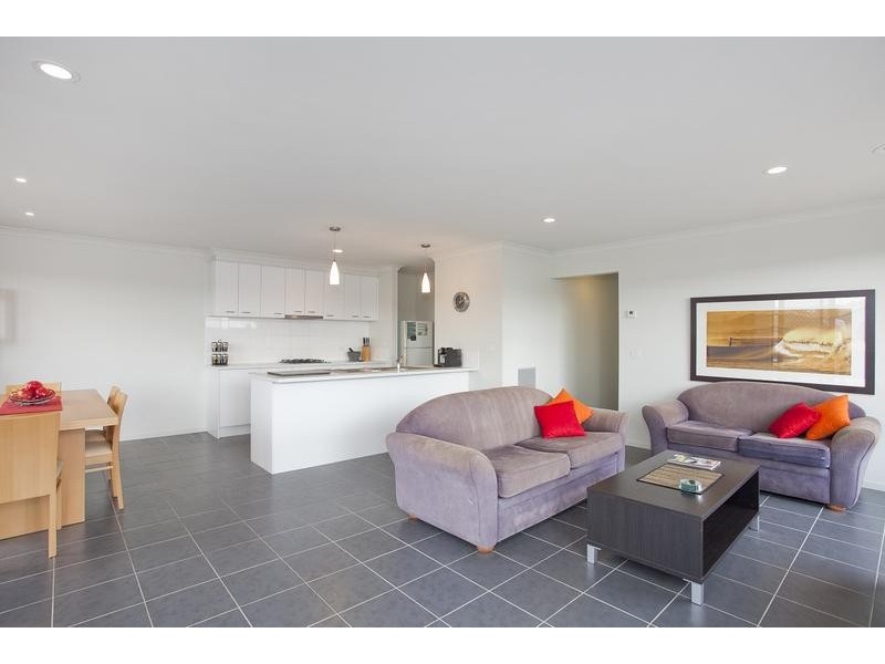 16 Casuarina Ave, Torquay VIC 3228