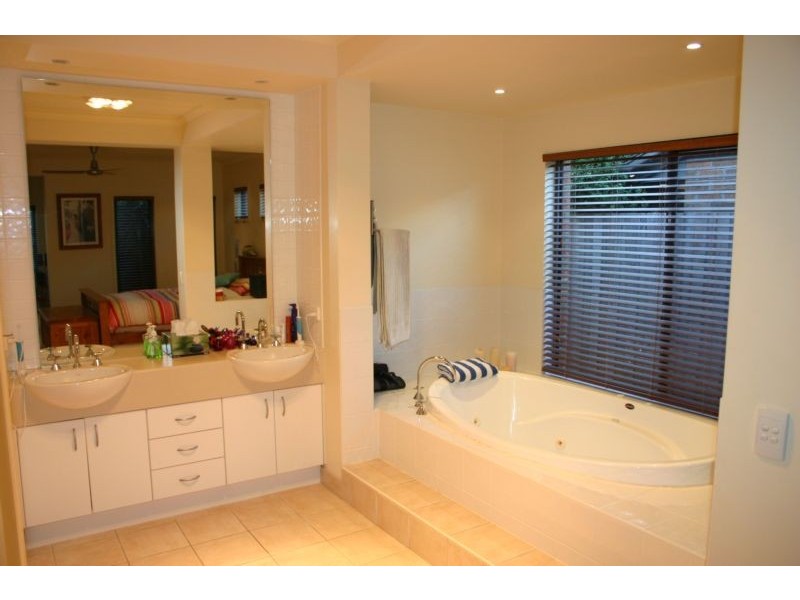 44 Seahaze Drive, Torquay VIC 3228