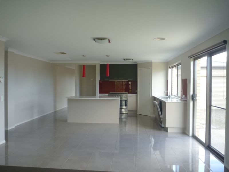 41 Centreside Drive, Torquay VIC 3228
