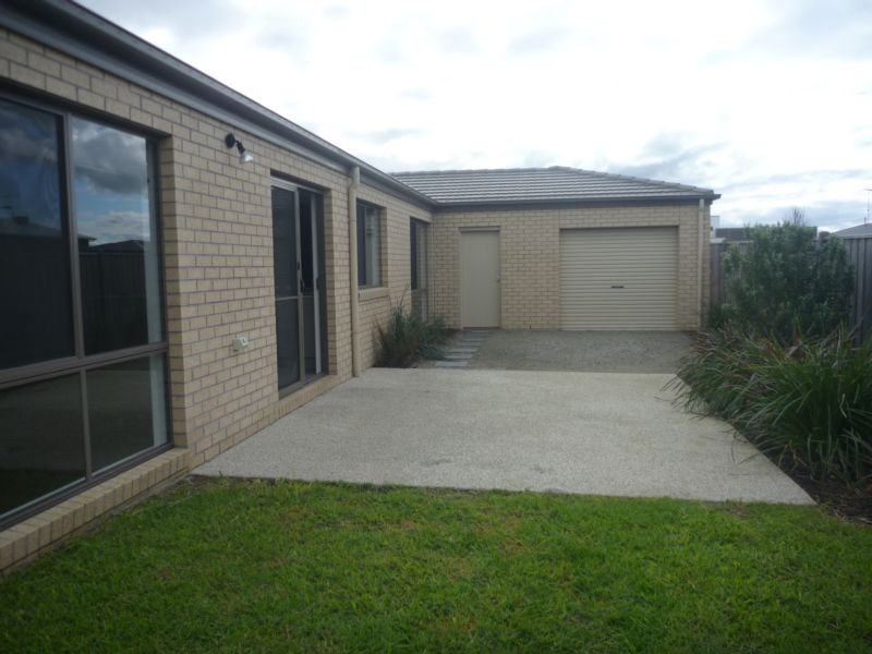 41 Centreside Drive, Torquay VIC 3228
