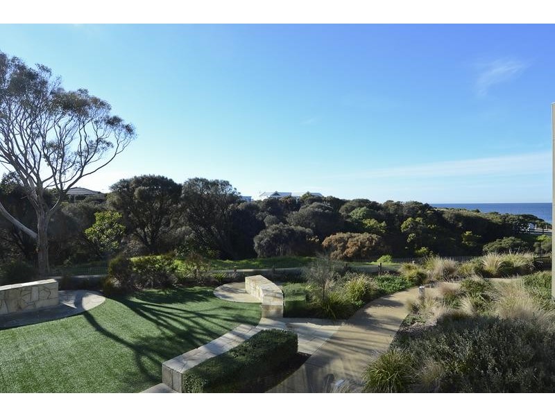 273-275/100 The Esplanade, Torquay VIC 3228