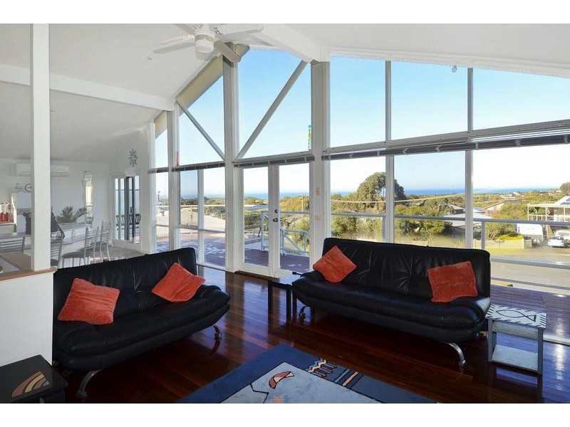 28 Kinloch Avenue, Jan Juc VIC 3228