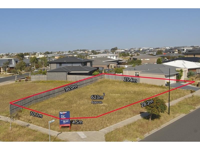 1 Wave Crescent, Torquay VIC 3228