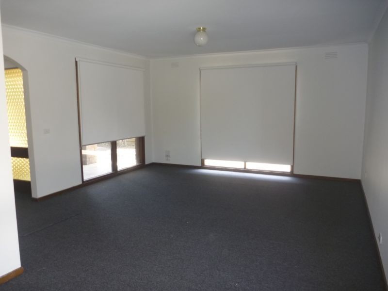 44 Laura Avenue, Belmont VIC 3216