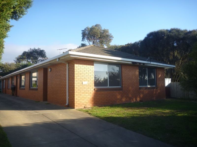2/47 Geelong Road, Torquay VIC 3228