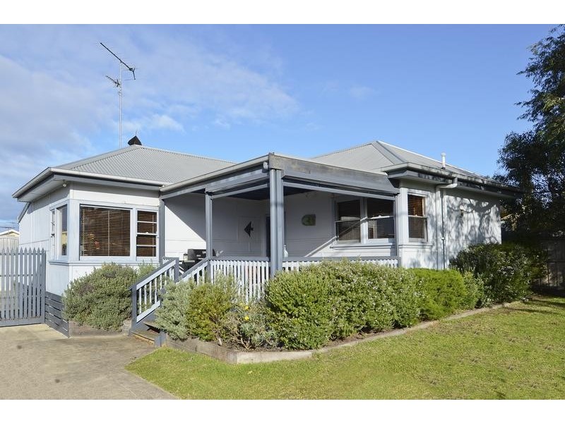 29 Central Ave, Torquay VIC 3228