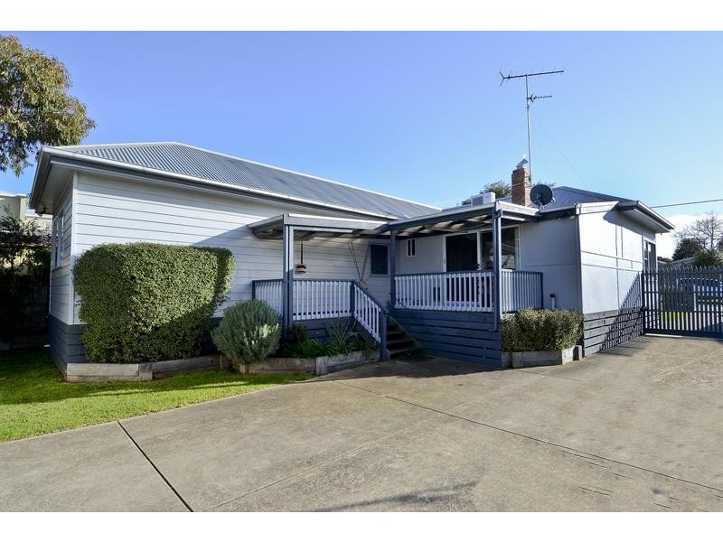 29 Central Ave, Torquay VIC 3228