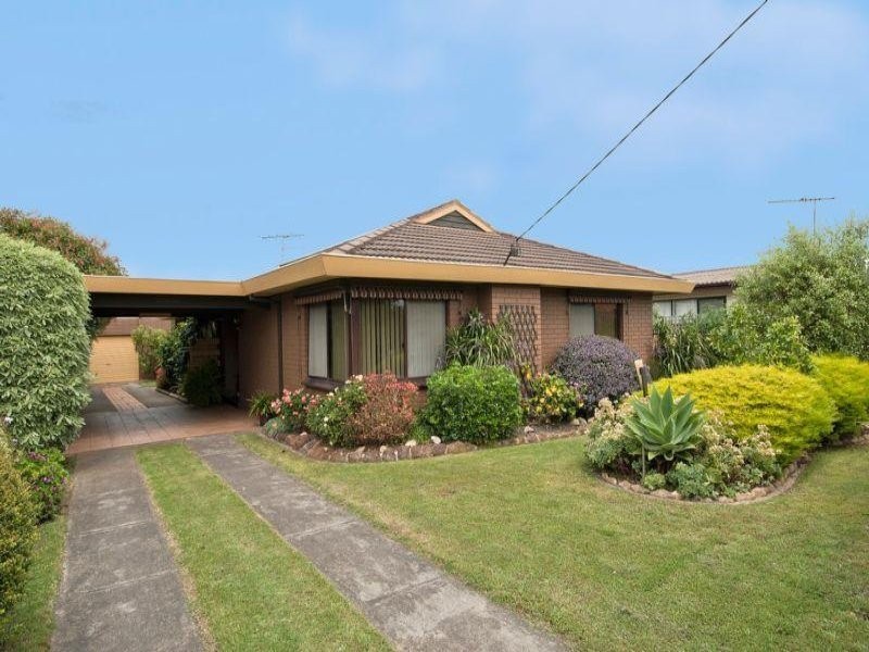16 Sarabande Cres, Torquay VIC 3228