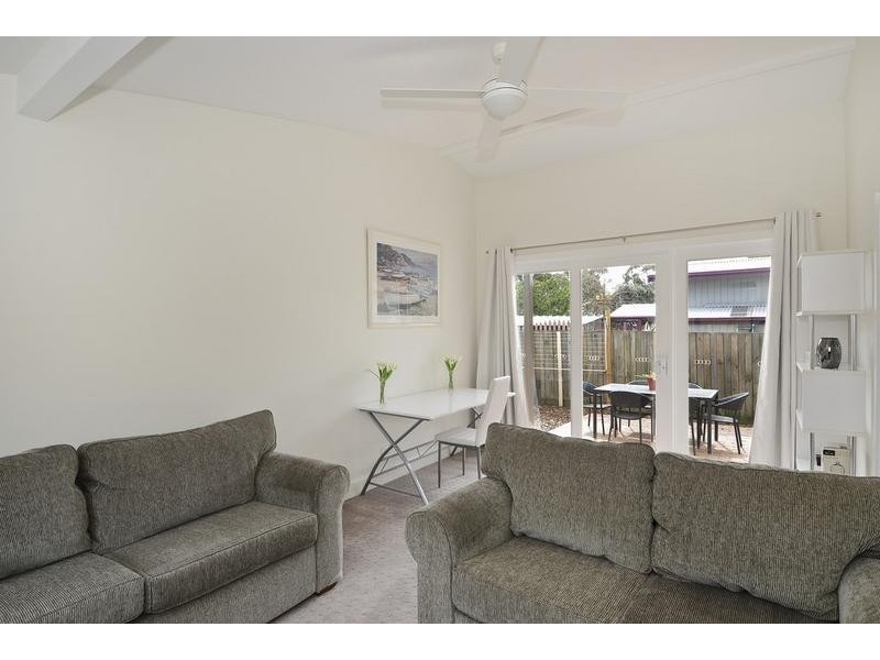 1/19 Henty Street, Torquay VIC 3228