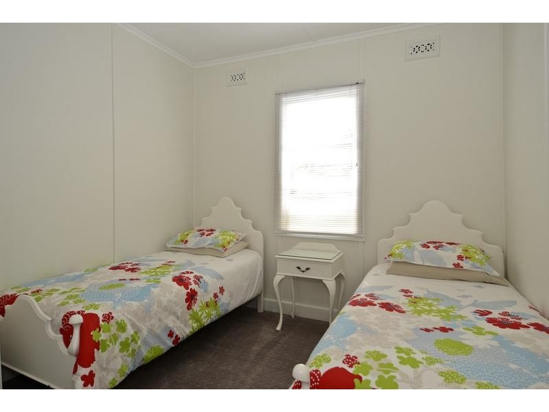 1/19 Henty Street, Torquay VIC 3228