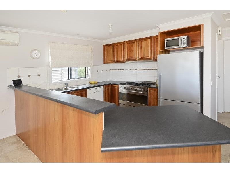 15 Pomora Avenue, Torquay VIC 3228