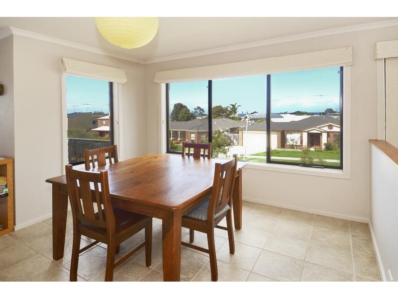 15 Pomora Avenue, Torquay VIC 3228