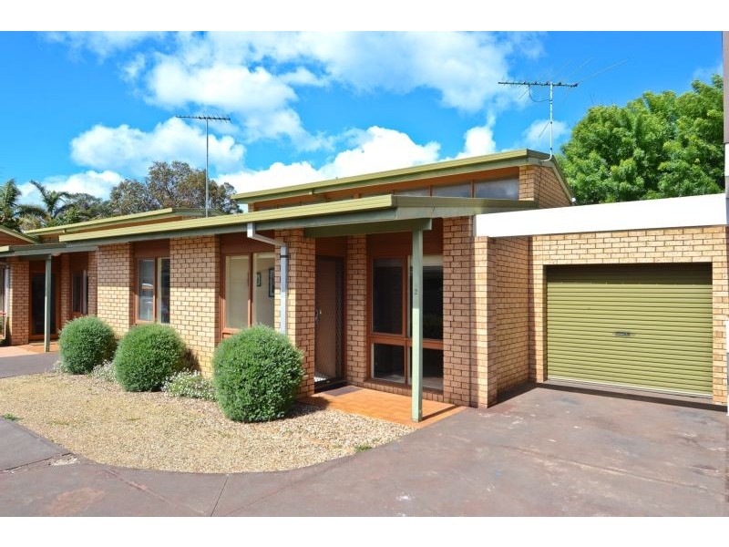 2/4 Pearl Street, Torquay VIC 3228