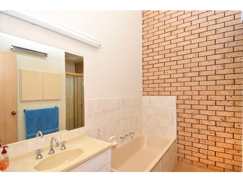 2/4 Pearl Street, Torquay VIC 3228