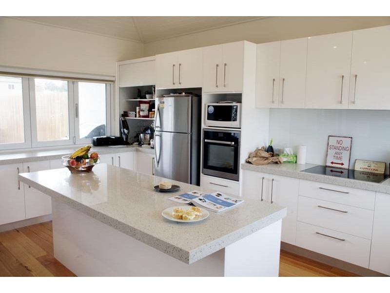 44a Zeally Bay Rd, Torquay VIC 3228
