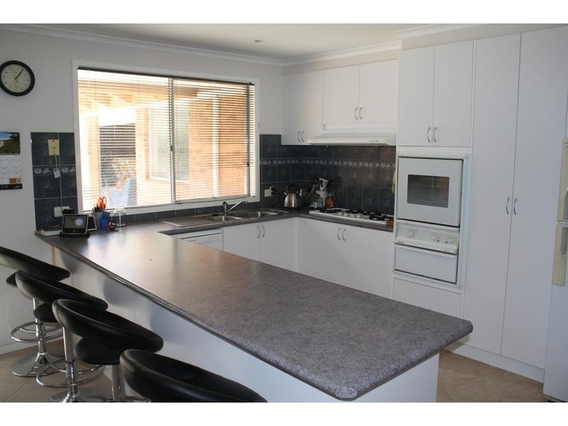 2 Neva Crt, Torquay VIC 3228