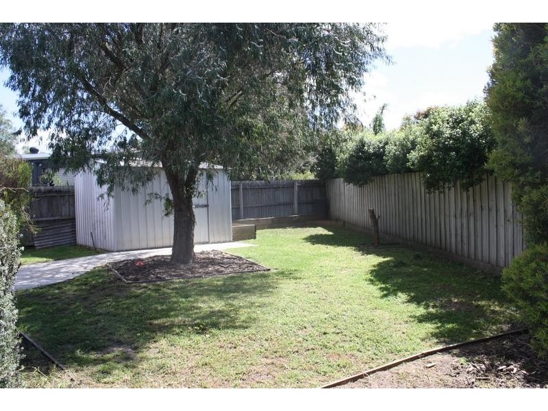2 Neva Crt, Torquay VIC 3228