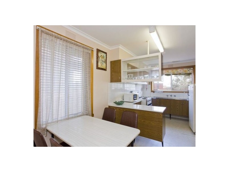 12 Follett Street, Torquay VIC 3228