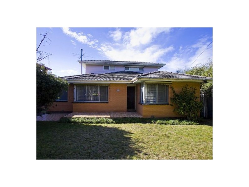 12 Follett Street, Torquay VIC 3228