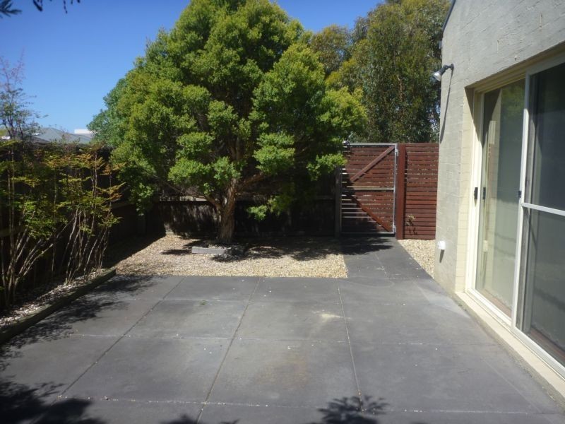 20 Norfolk Boulevard, Torquay VIC 3228