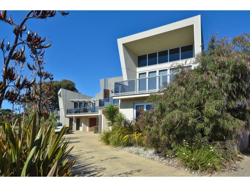 1/38 Nicholson Crescent, Jan Juc VIC 3228