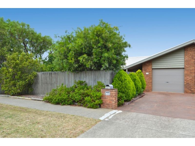 1/16 Golden Beach Way, Torquay VIC 3228