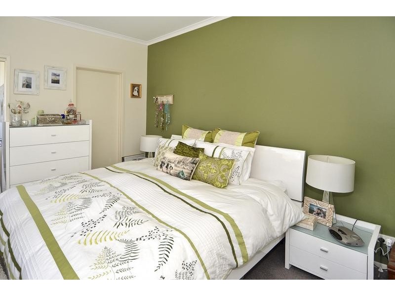 73 Alleyne Ave, Torquay VIC 3228