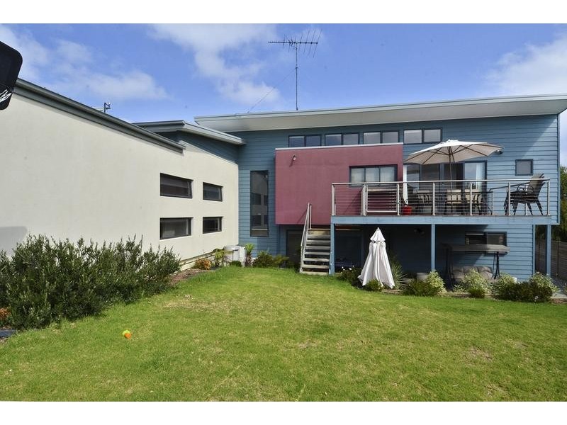 73 Alleyne Ave, Torquay VIC 3228
