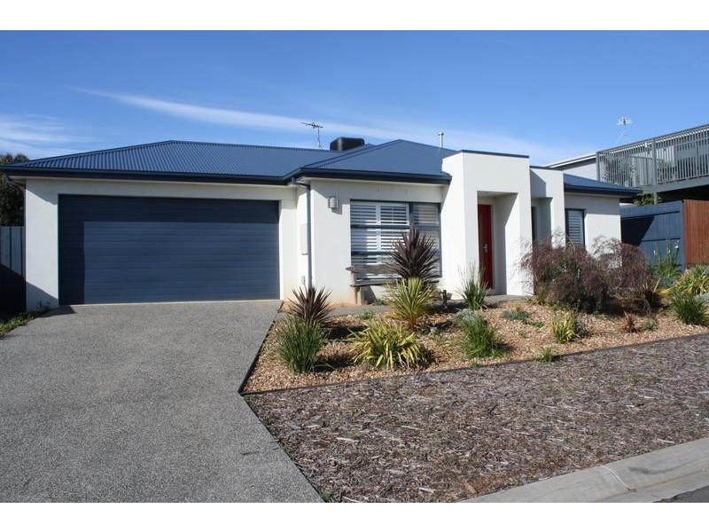 11 Swamp Gum Drive, Torquay VIC 3228