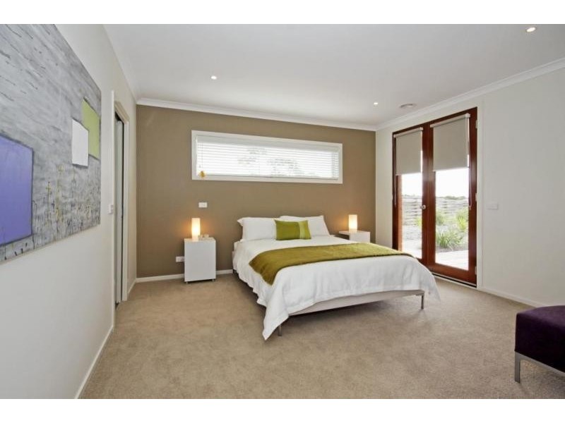 25 Enfield Drive, Torquay VIC 3228