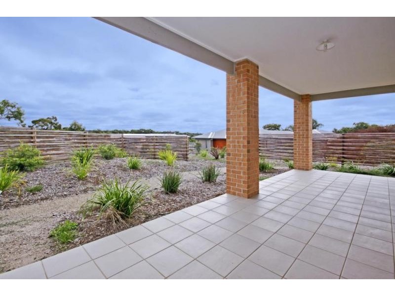 25 Enfield Drive, Torquay VIC 3228