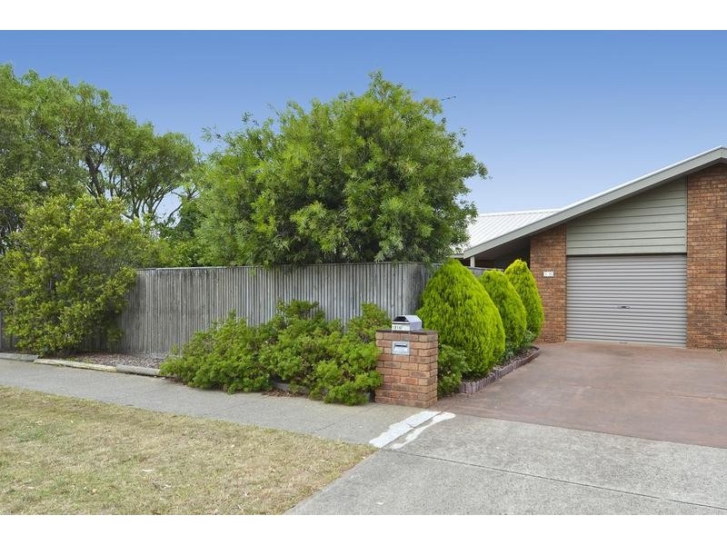 1/16 Golden Beach Way, Torquay VIC 3228