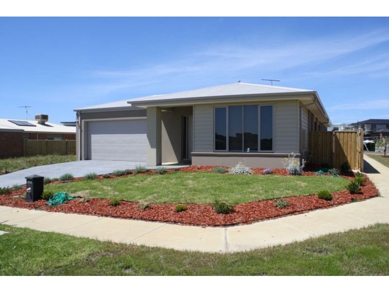 71 Centreside Drive, Torquay VIC 3228