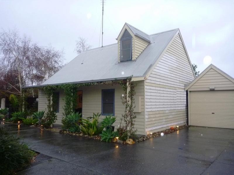 1 Turner Place, South Geelong VIC 3220