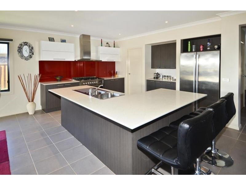 68 Centreside Drive, Torquay VIC 3228