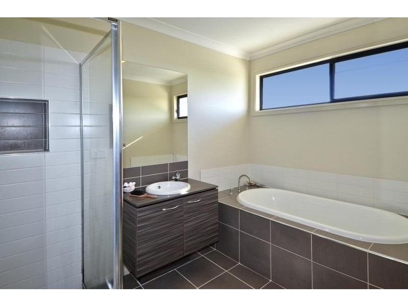 68 Centreside Drive, Torquay VIC 3228