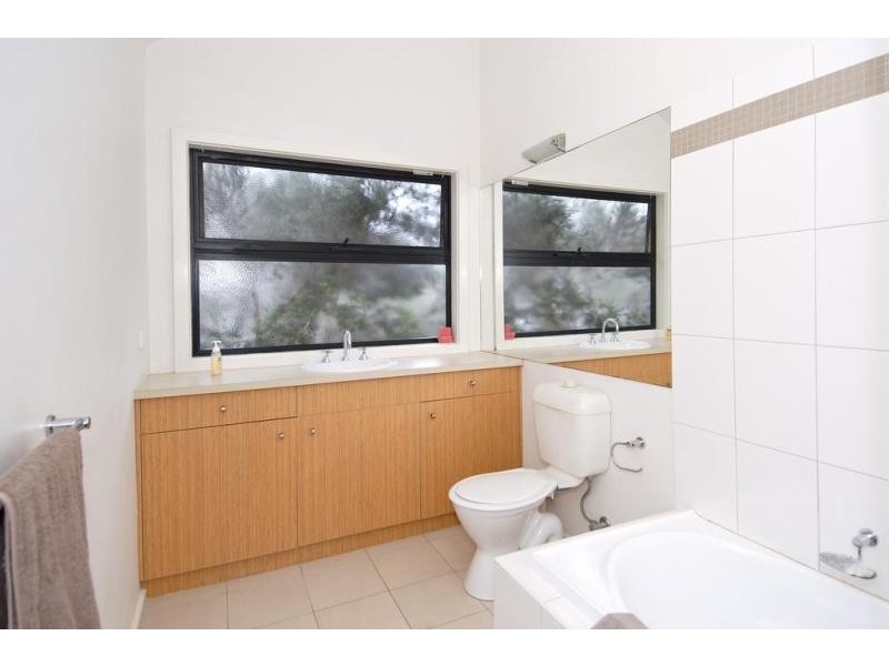 5/23-25 Boston Road, Torquay VIC 3228