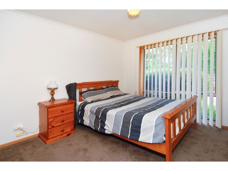 2/10 Boston Road, Torquay VIC 3228