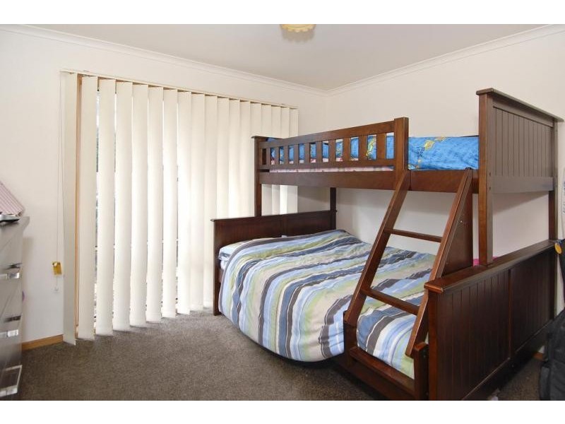 2/10 Boston Road, Torquay VIC 3228