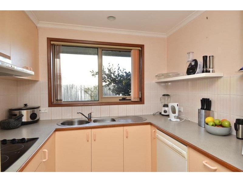 1/15 Beales Street, Torquay VIC 3228