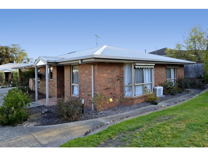 1/15 Beales Street, Torquay VIC 3228