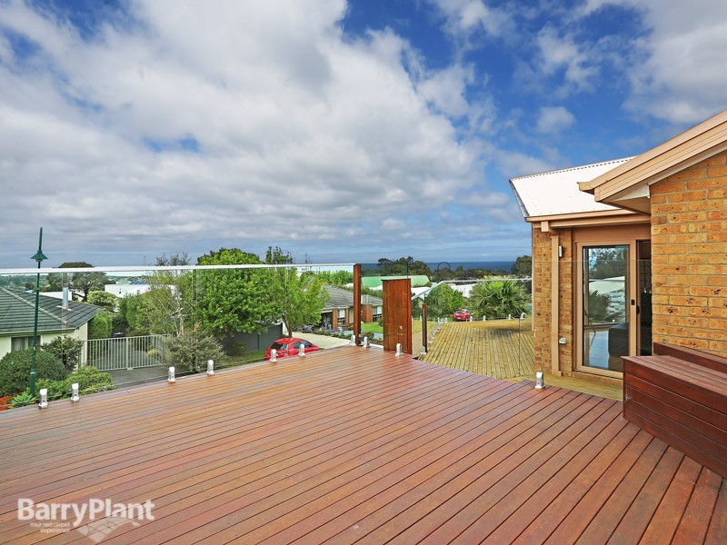 4 The Mews, Torquay VIC 3228