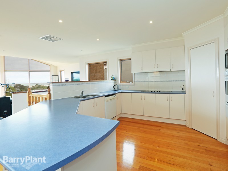 4 The Mews, Torquay VIC 3228