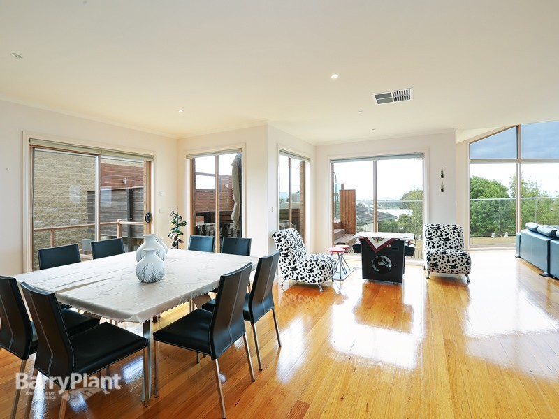 4 The Mews, Torquay VIC 3228