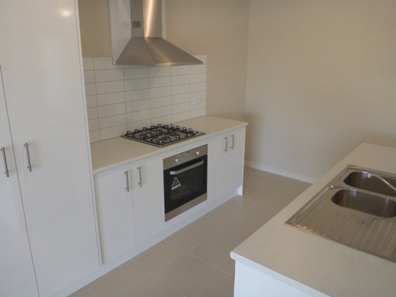 10 Daybreak Avenue, Connewarre VIC 3227